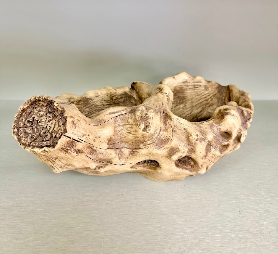 Light Driftwood Style Resin Planter with Two Planting Areas –  Beach Wood Look - Drainage - Arrangement Options
