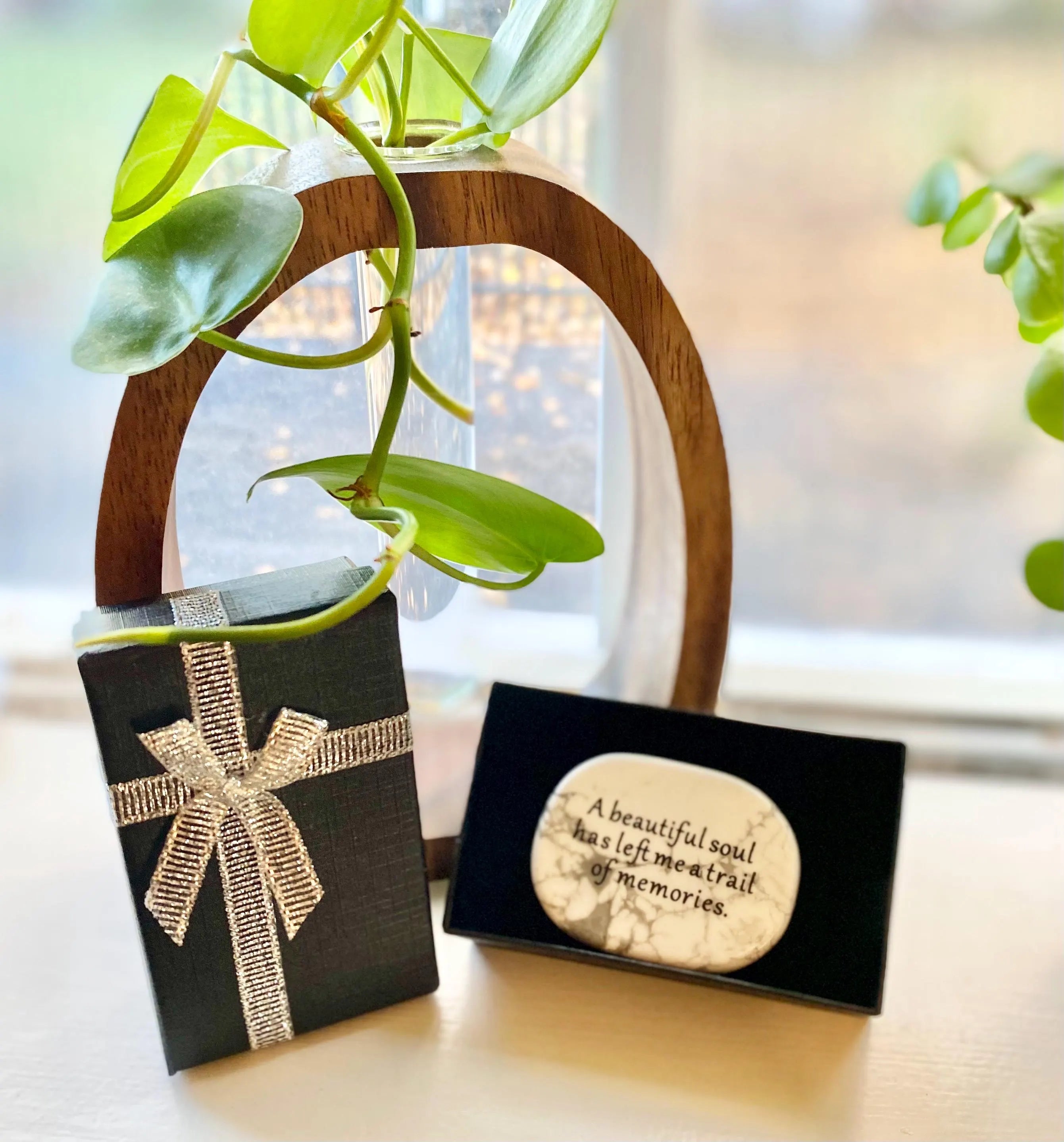 "A Beautiful Soul" Memorial Keepsake Stone – White Marble